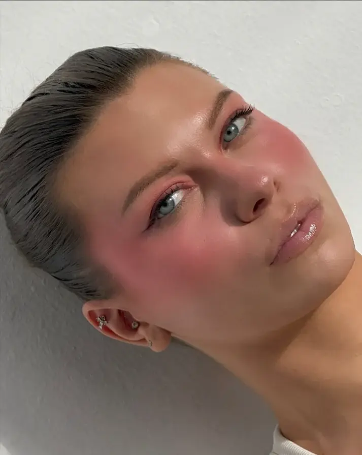 Bisou_model_final.webp