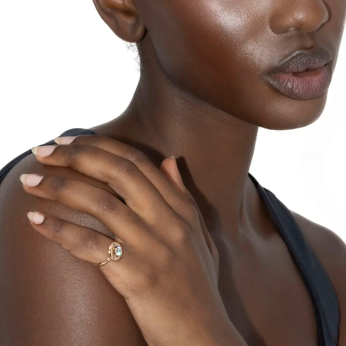 3214e27e-Diamond-Pinky-Ring-3.webp