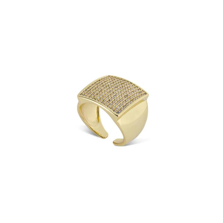 Rings	Crown 	Gold 
