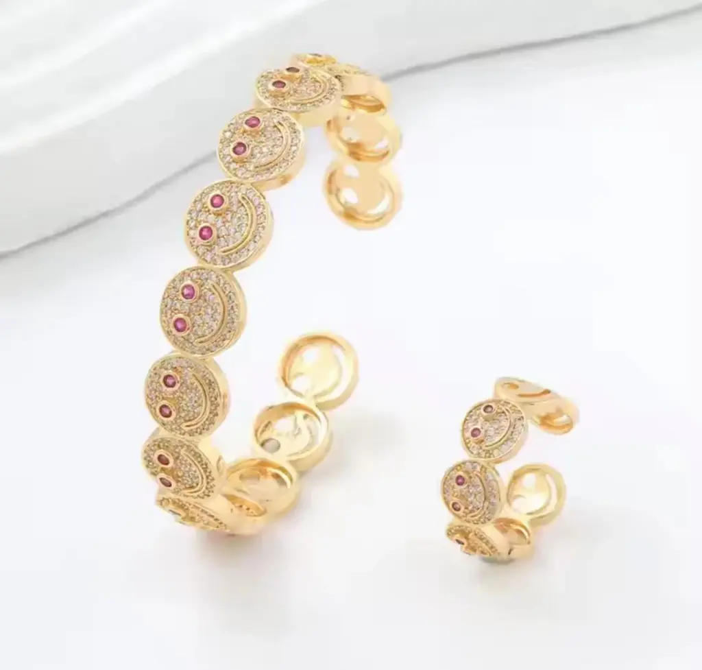 Set (Bracelet & Ring)	Smileface Set	Gold & Pink 