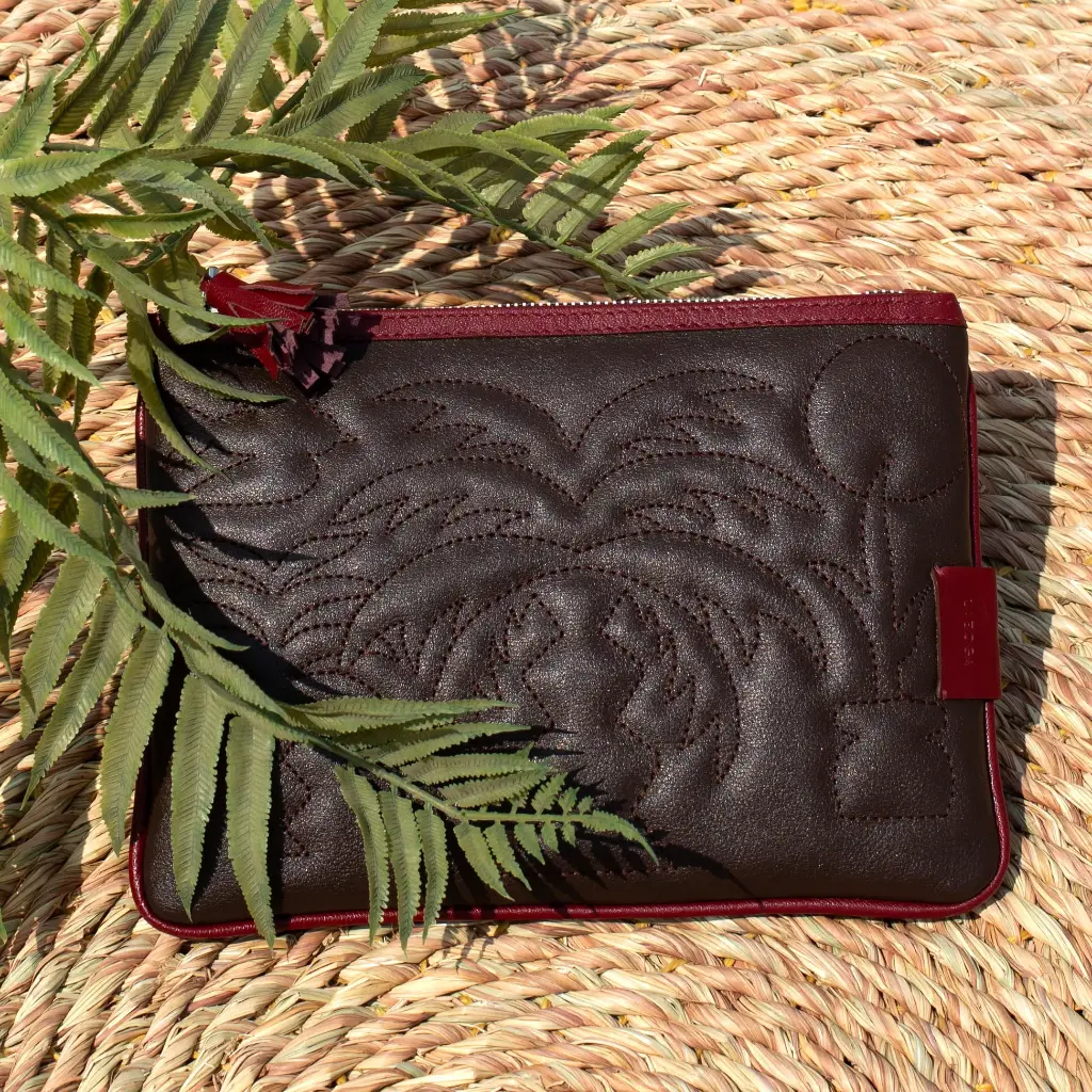 LB1179	Areca Ed.2, Clutch	Brown								