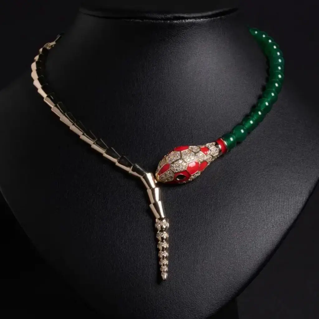 Emerald Serpent Necklace	Gold,Red &Green 