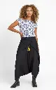 TTD001	Tida Top	Black in white 